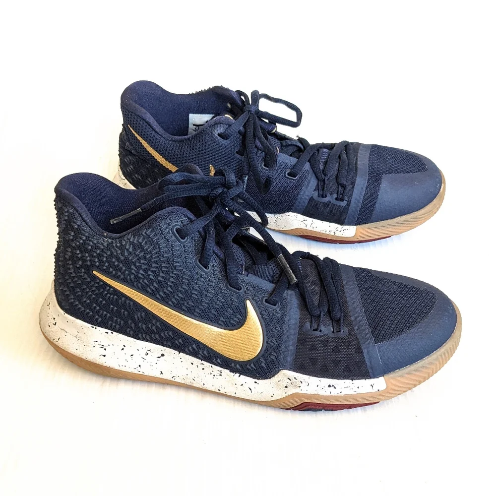 NIKE Kyrie 3 GS Youth High Top Sneakers Obsidian Metallic Gold Size 6.5
